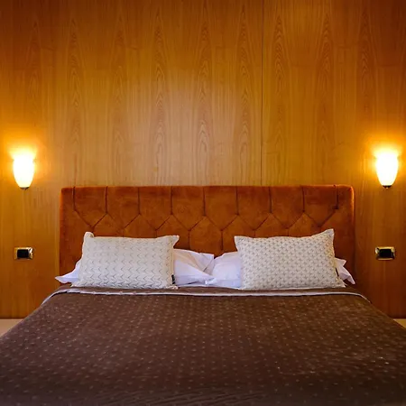 Sonenga מלון מנאג'יו