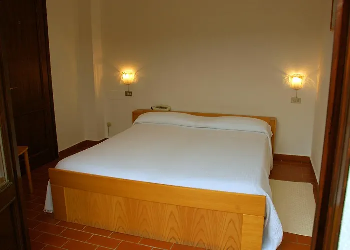 Sonenga מנאג'יו