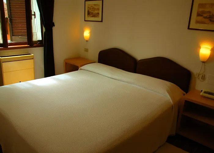 Sonenga Hotell Menaggio